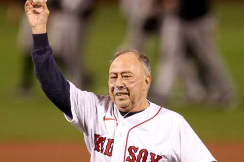 Jerry Remy, Red Sox player and longtime commentator, dies at 68