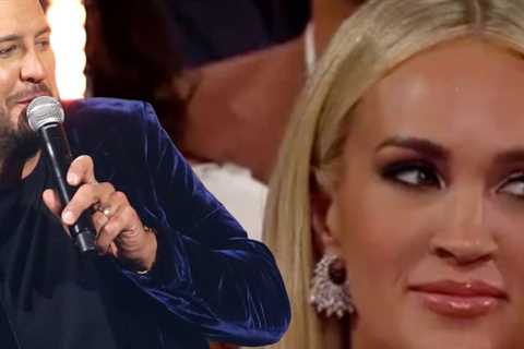 Carrie Underwood's "Side-Eye" to Luke Bryan's joke at the CMA Awards: