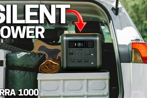 ULTRA QUIET 2400 Watt Solar Generator - Power Station Terra 1000