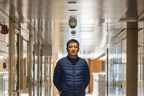 China Let an American Leave, U.S. Deports Chinese Nationals Ahead of Summit