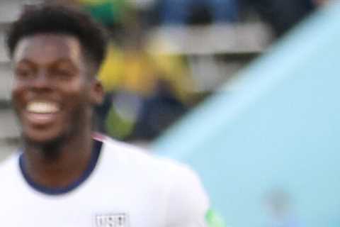 U.S. Falls Flat in Draw after Mexico Wins