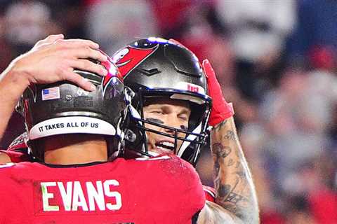 Bucs Rut Giants Who Point the Finger at Themselves