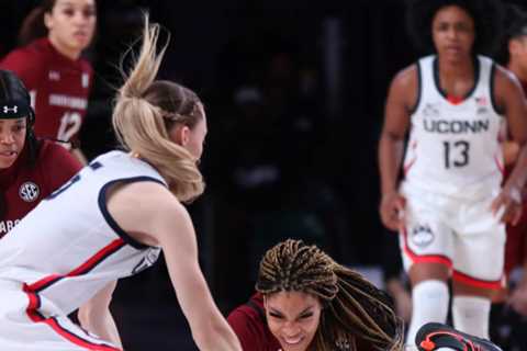 1 South Carolina wins over No. 2 UConn