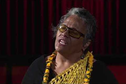 I Ola ‘Oe, I Ola Mākou Nei | Kekuhi Kealiikanakaoleohaililani | TEDxCountyofHawai'i