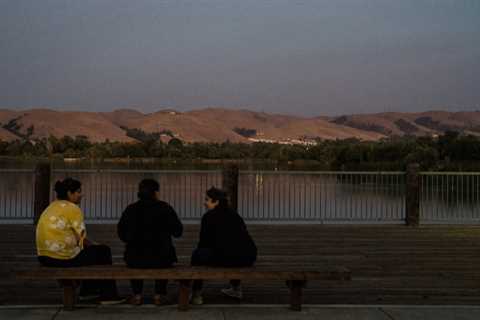 Afghan Refugees: A Choice Between Opportunity and Community