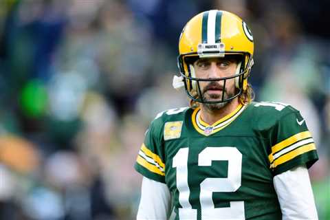 Aaron Rodgers’ Weird Toe Press Conference Forces Strong Reaction out of Famous ESPN Commentator:..
