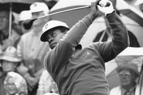 Lee Elder, who broke a golf color barrier, dies at 87
