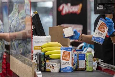 The Economists Are Uncertain How Long Will High Inflation Last. - FiveThirtyEight Politics Podcast