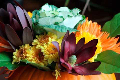 10 Creative Thanksgiving Decoration Ideas