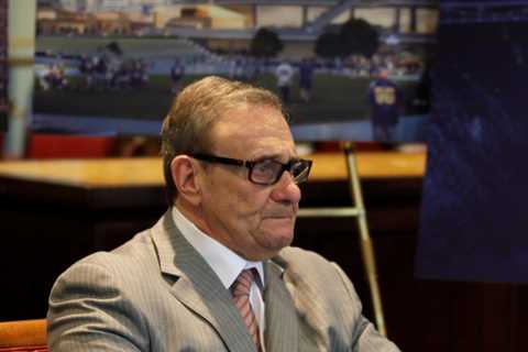 He helped St. Louis Land the Rams. He Squeezed the N.F.L. They left.