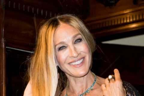 Sarah Jessica Parker has worn this Jean Hack for Longer-Looking Legs for Years