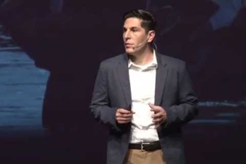 Impacto Sostenible | Valentin Horvilleur | TEDxPuraVida