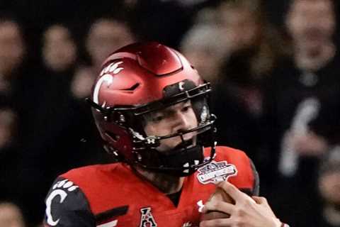 Alabama, Georgia, Georgia, and Cincinnati make the College Football Playoff