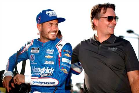 3 Reasons Why Kyle Larson Will Not Repeat as NASCAR Champ in 2022