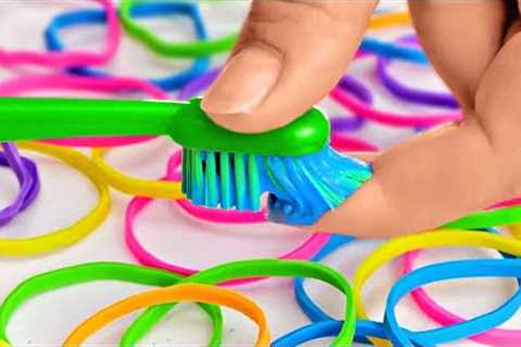 BRILLIANT DIY CLOTHES HACKS || Cool Ways To Transform Your Clothes
