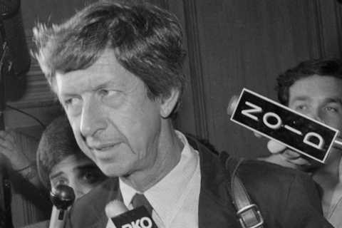 Ken Moffett, Top Federal Mediator, Union Official, Dies at 90