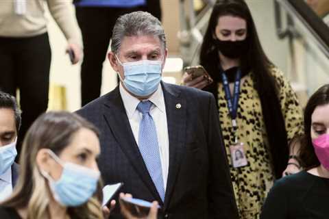 Senate votes to repeal Biden Vaccine Mandat as Republicans Eye 2022