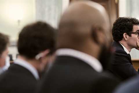 Congress is far from 'a series of tubes,' but it's still not close to reining in tech