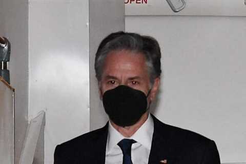 Blinken Shortens Asia Trip after Journalist on His Plane Tests Positive For Covid