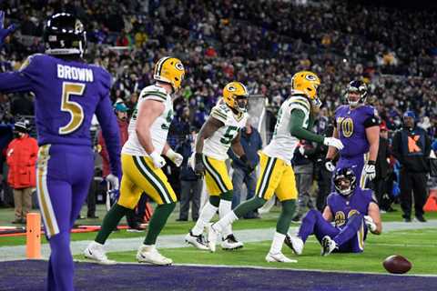 As the Ravens Play the Odds, Packers Secure Playoff Berth