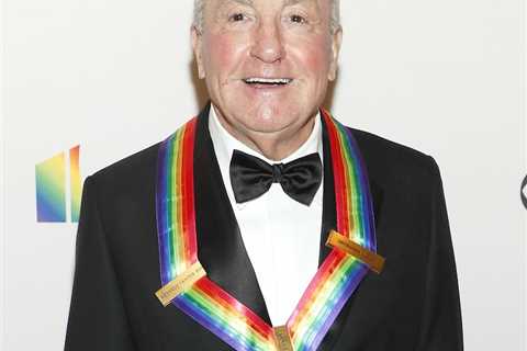Why Lorne Michaels Is Considering Leaving SNL After 50th Anniversary