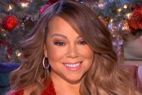 Mariah Carey recruits her twins and dogs to sing Holiday Classic