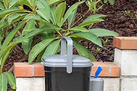 8 Best Garbage Cans For Dog and Cat Poop