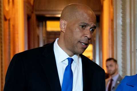 Cory Booker and Elizabeth Warren tested positive for coronavirus.