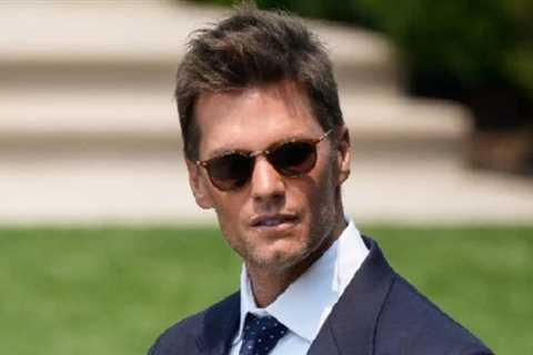 Tom Brady's Game Day Diet is More Intense than You Think!