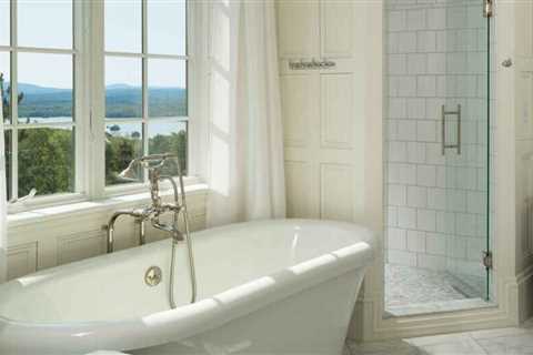 7 Best Bathroom Window Treatment Ideas for 2021