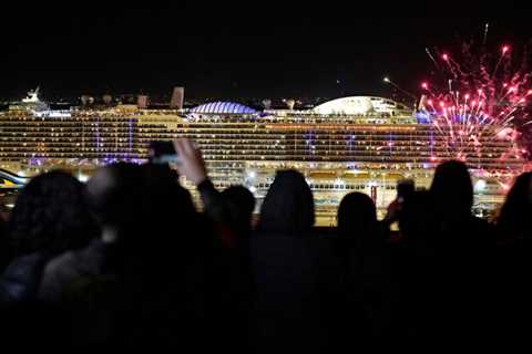 Critiques mount, Cases rise, but ships keep sailing