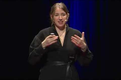 What Sled Dogs Can Teach Us About Courage | Blair Braverman | TEDxOshkosh