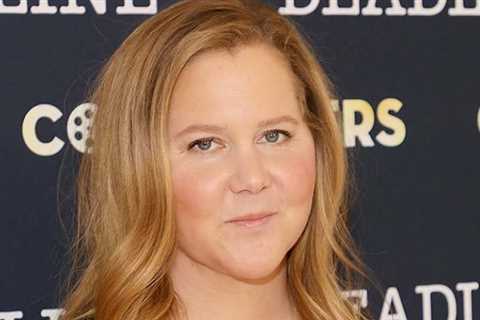 Amy Schumer opens up about 'crushing anxiety' and gets real about her mental health