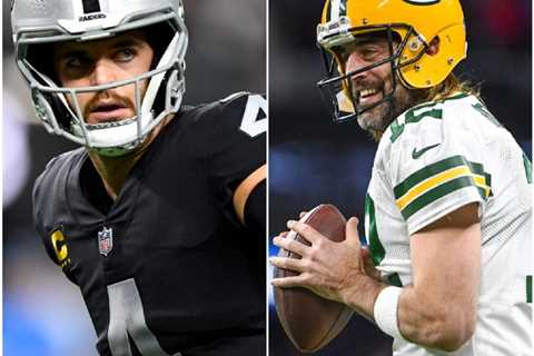 How Aaron Rodgers Helped Derek Carr and the Las Vegas Raiders Make the Playoffs