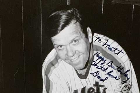 Dan Reilly, the Original Mr. Met is Dead at 83