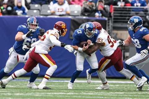 Jake Fromm's Quarterback Sneak exemplifies Giants' Futility