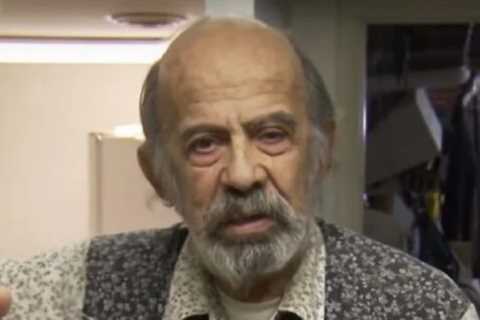 Hoarding: Buried Alive Fans Want More Information On Seymour Retired Surgeon, Living In Roach..