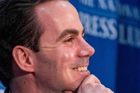 Robert Costa, a noted political reporter, is joining CBS News