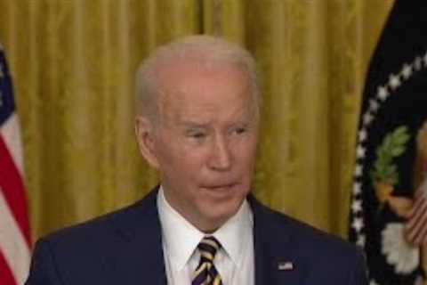 Biden warns Putin and expects Russia to move in on Ukraine