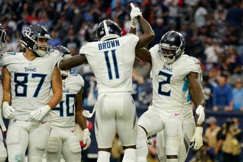 What to Look for at Saturday's N.F.L. Playoff Games