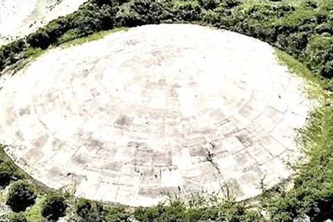 Scientists Just Announced That A Massive Radioactive Tomb In The Pacific Is Starting to Crack