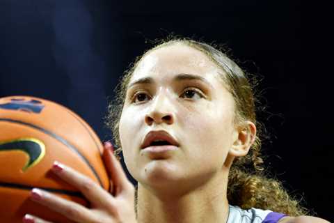 Ayoka Lee, Kansas State, Sets the Division I Single-Game Scoring Record for Women