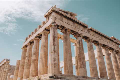 Sun, Sea & Savings - Travelling without Breaking the Bank in 2022