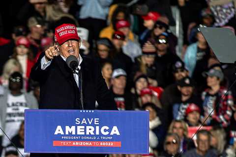 The Man at the Heart of Arizona's Primary
