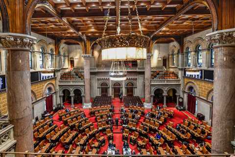 Taking the Voters out of the Equation: How the Parties Kill Competition