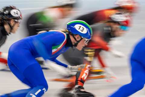 Speedskating on Short Track: What It Is and Who Should Watch it