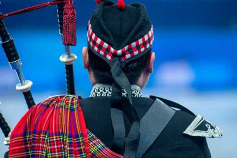 Curling's Scottish Soundtrack, Presented by Bagpipers From Beijing