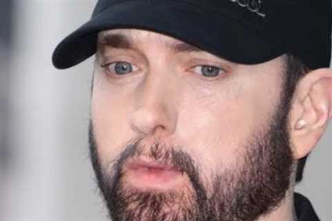 Eminem's Super Bowl Look Has Many Fans Asking Lots Of Questions