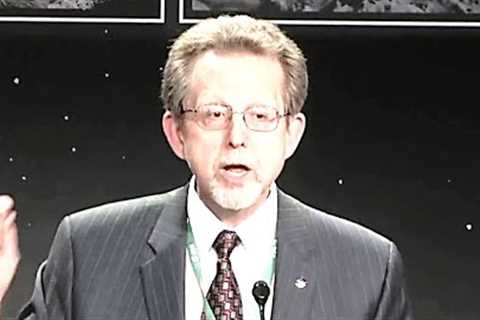 NASA’s Chief Scientist Who Quit Makes A Big Announcement &amp; Says He Wants To Do This
