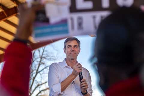 2020 Still Haunts 2022 for Beto O'Rourke